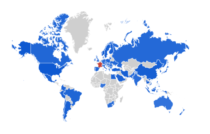 “Artifact” vs. “artefact” on Google Trends. Blue represents searches for “artifact”, red for “artefact”. Last viewed: 2025-05-29 (link)